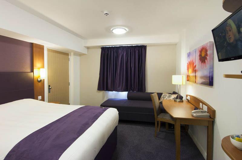 Premier Inn Premier Inn Stockport Central Kültér fotó