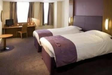 Premier Inn Premier Inn Stockport Central Kültér fotó
